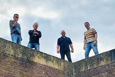 Sunday Lounge live muziek met More Than 2 of Us